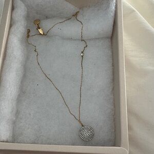 Elegant Gold-tone and Faux Diamond Pendant Necklace